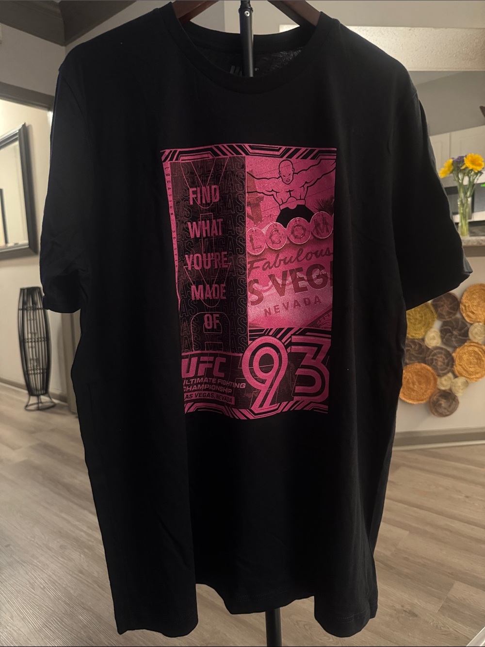 🔥UFC Black Tee with Hot Pink Graphic Panel🔥